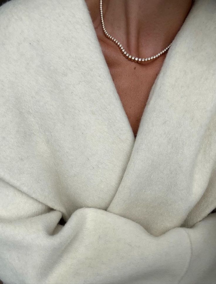 Lab Grown Sapphires vs Natural Sapphires: Everything You Need to Know