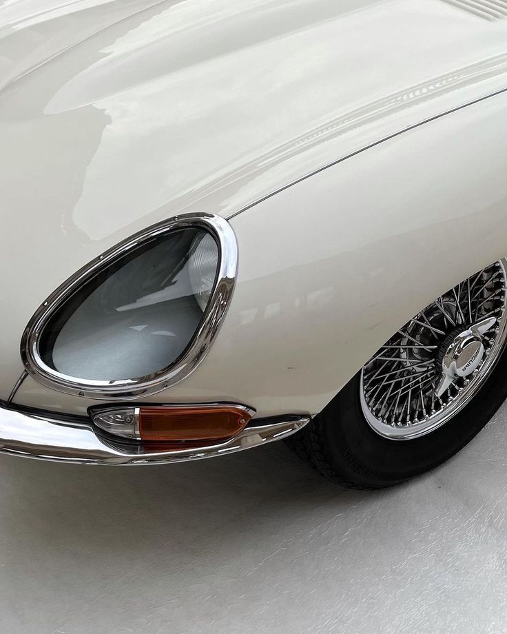 Corporate Gift Ideas: Thoughtful, Timeless & Truly Memorable