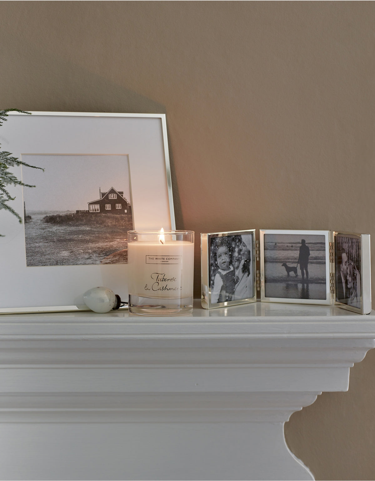 The White Company Fine Triple Aperture Hinged Photo Frame