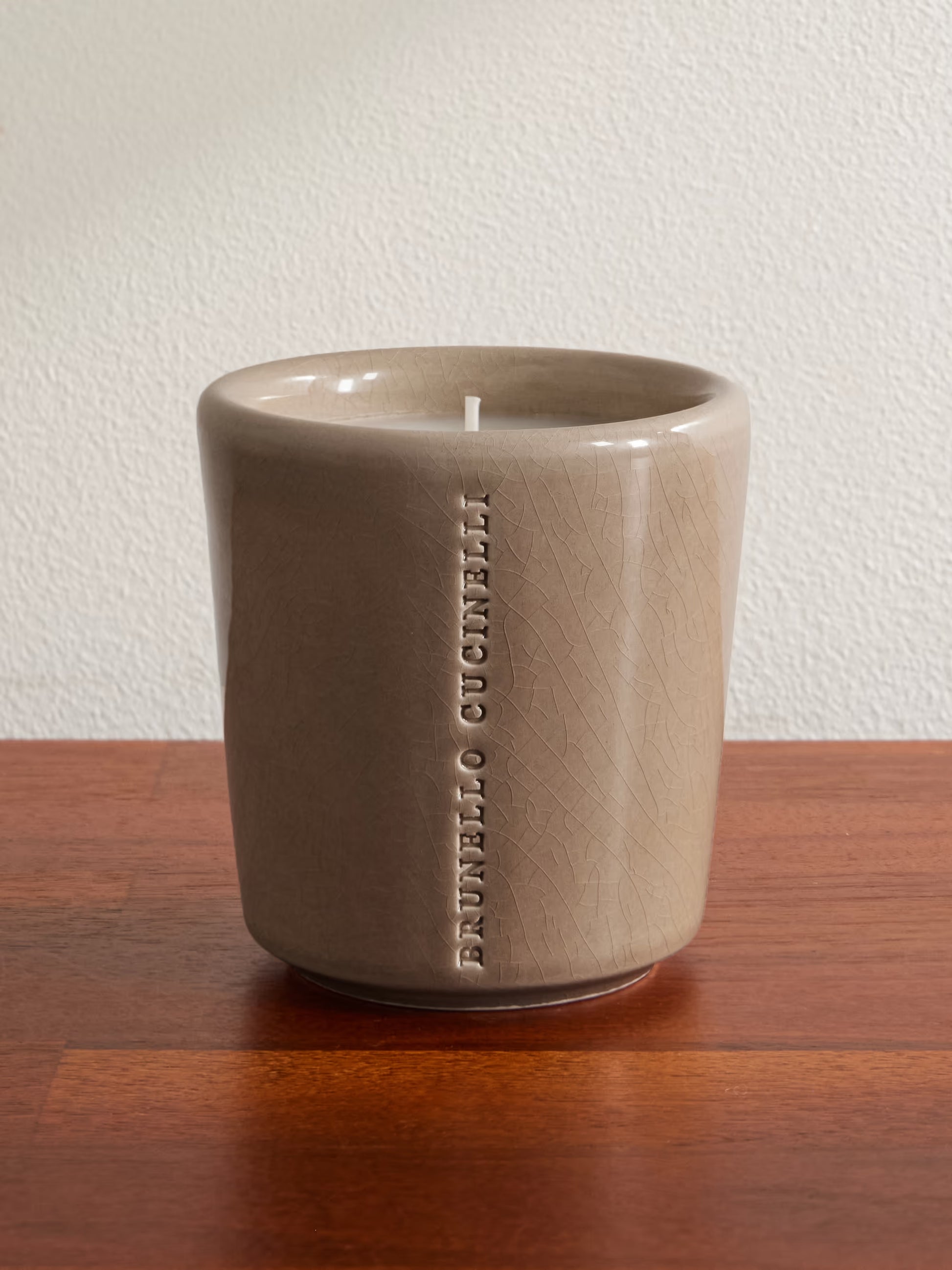 Brunello Cucinelli scented candle 710g in handmade ceramic vessel with ebony and teak fragrance